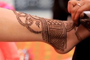 Mehandi designer artists in Zirakpur